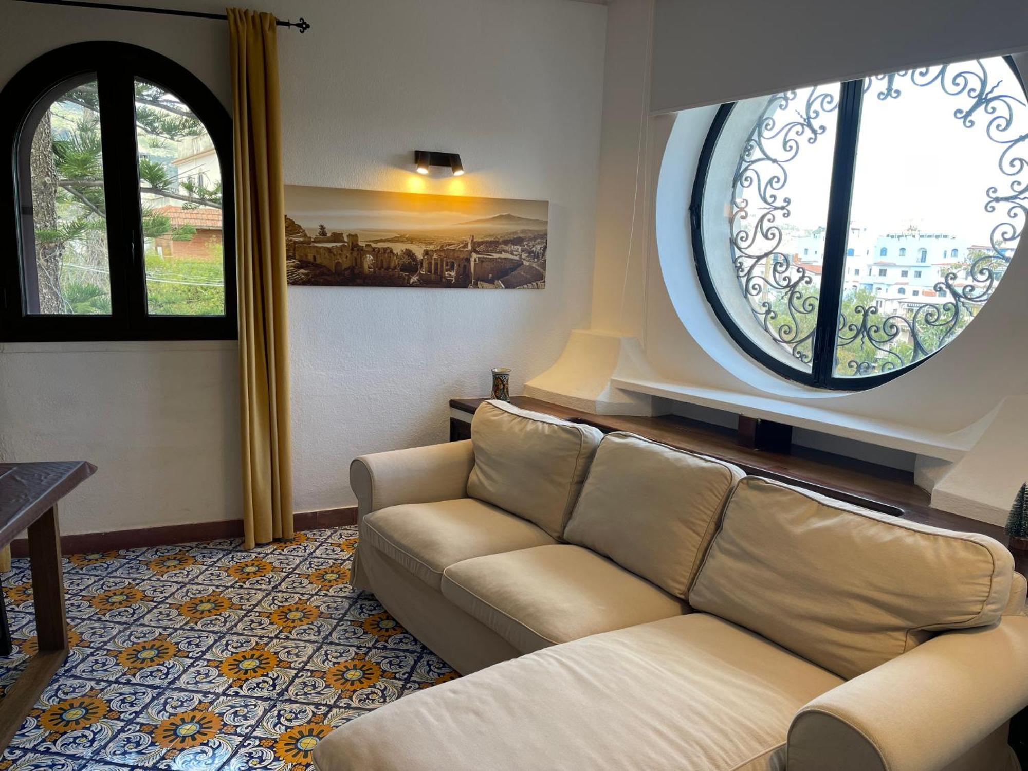 John Sea Suites Giardini-Naxos Zewnętrze zdjęcie